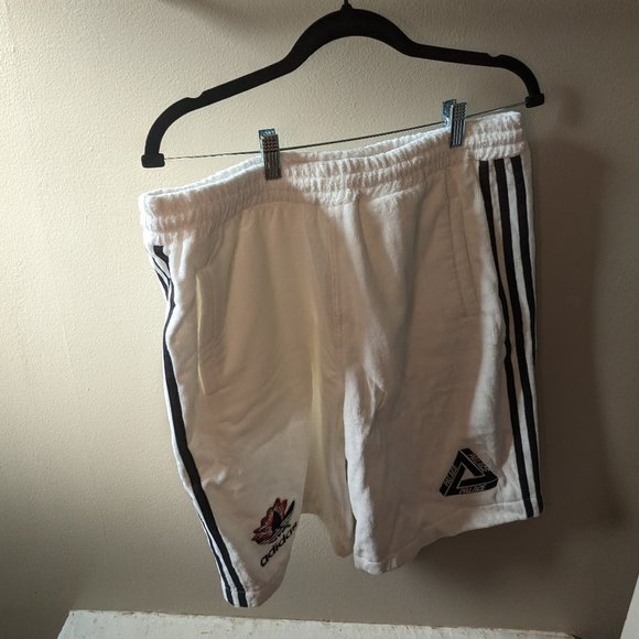 PALACE X ADIDASTOWEL SHORT